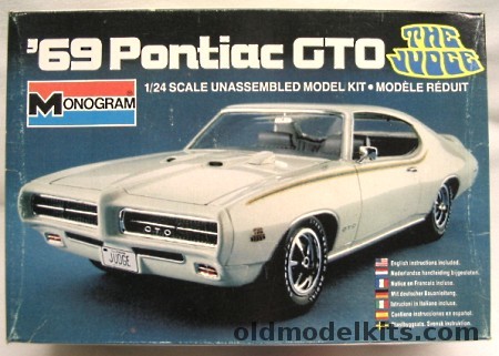 Monogram 1/24 1969 Pontiac GTO The Judge, 2294 plastic model kit